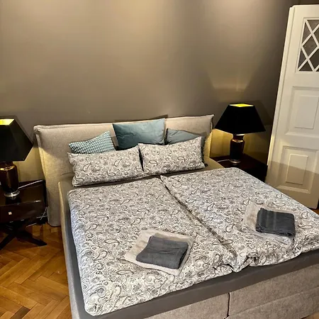 Design-apartment Benedict Luxus, Stil & Workspace ברלין