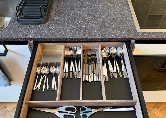 Design-apartment Benedict Luxus, Stil & Workspace ברלין