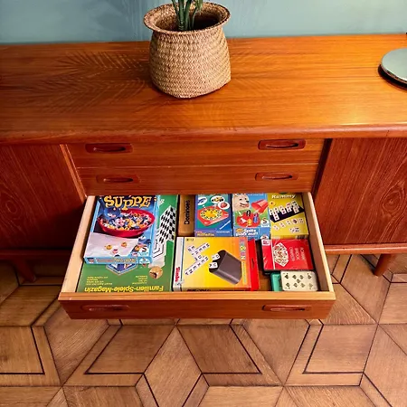 Design-apartment Benedict Luxus, Stil & Workspace Apartman Berlin