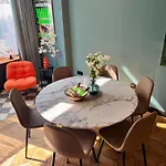 Design-apartment Benedict Luxus, Stil & Workspace ברלין