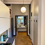 Lägenhet Design-apartment Benedict Luxus, Stil & Workspace *