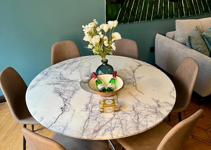 Design-apartment Benedict Luxus, Stil & Workspace Daire