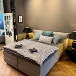 Design-apartment Benedict Luxus, Stil & Workspace Apartment Berlin